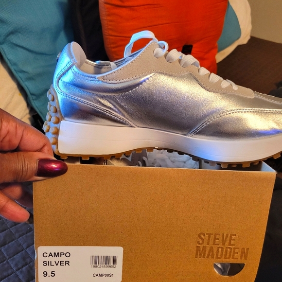 New Steve Madden tennis - Picture 1 of 1